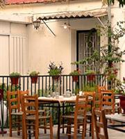 Πέντε μυστικά ταβερνάκια που πάνε μόνο οι «ντόπιοι» στα προάστια