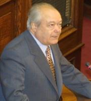 Εφυγε από τη ζωή ο πρώην υπουργός Νίκος Γκελεστάθης