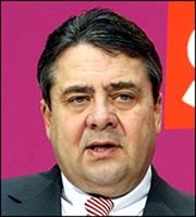 Γκάμπριελ: Ο Σόιμπλε με το Grexit θα τίναζε την Ευρώπη στον αέρα