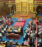 Βρετανία: Βουλευτές των Τόρις φοβούνται ότι χάνουν τους ψηφοφόρους τους 