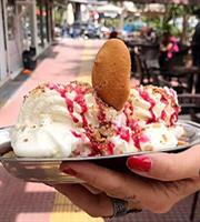 Τα oldschool παγωτατζίδικα της νιότης μας