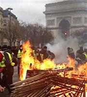 Κίτρινα Γιλέκα: Ραντεβού το Σάββατο για την «τελική αναμέτρηση»