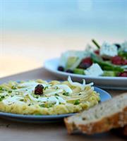 Γιορτινές εξορμήσεις με θέα θάλασσα, μια ανάσα από την Αθήνα