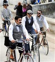 Στις 19-21 Οκτωβρίου στις Σπέτσες το 5ο Tweed Run 