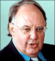 Πάγκαλος κατά Τσακαλώτου: Με τέτοια μούτρα θέλει και τη... Σκάρλετ Γιόχανσον!