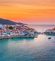 Σάμος: Ενα νησί που σε κερδίζει από την πρώτη στιγμή