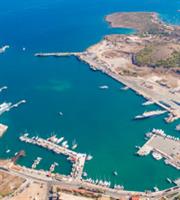 Σύμβαση για πλωτούς κυματοθραύστες και προβλήτες υπογράφει ο Οργανισμός Λιμένος Λαυρίου