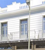 Ποιος βρίσκεται πίσω από τη μετατροπή διατηρητέου της Ερμού σε ξενοδοχείο