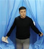 Ο πρόεδρος της Ουκρανίας ζητά την ένταξη της χώρας του στην ΕΕ και στο ΝΑΤΟ