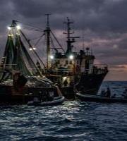 Η «μαύρη τρύπα» των 23 δισ. δολαρίων στις θάλασσες