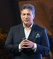 Θάνος Αγγελάκης: Το μοσχάρι είναι... σπόνσορας του κοτόπουλου