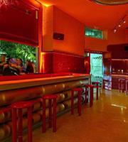 Τα νέα μπαρ της Αθήνας που θα ξεχειμωνιάσουμε