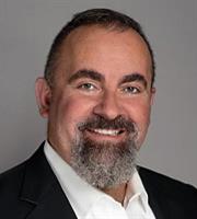 Ελληνομερικανός πρώην πράκτορας CIA βάλλει κατά Μπάιντεν για Αφγανιστάν