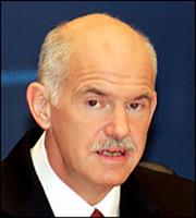 Συνάντηση Παπανδρέου με τον πρώτο Γραμματέα του ΚΚΚ στο Πεκίνο