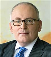 Τίμερμανς: Προοδευτική συμμαχία από τον Τσίπρα μέχρι τον Μακρόν