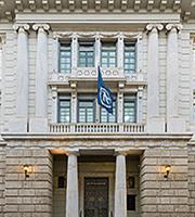 Alpha Bank: Κατατίθενται δεσμευτικές για κυπριακά NPEs 2,2 δισ. ευρώ