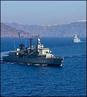 Σαλπάρει την Τρίτη η γερμανική φρεγάτα για τη Λιβύη