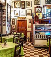 Ρετρό καφενεία και μεζεδοπωλεία που σε ταξιδεύουν στον χρόνο