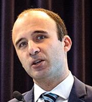 «Απολογία» της Deutsche Bank στον Μπέσεντ για έναν... Ελληνα