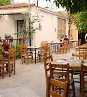 Επτά ψαγμένα μαγαζιά για φαγητό στην Αθήνα