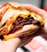 Φάγαμε (σ)τα καλύτερα smash burgers της Αθήνας