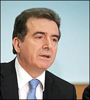 Χρυσοχοϊδης: Οποιος δεν τηρεί τα μέτρα σκάβει τάφους