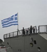 Υψώθηκε η ελληνική σημαία στη φρεγάτα «Κίμων»