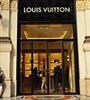 Η LVMH πουλά τη μάρκα Marc Jacobs σε deal έως $850 εκατ.