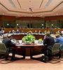 Eurogroup: Γόρδιος δεσμός για κονδύλια στη σκιά (και) τoυ Τραμπ