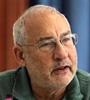 Stiglitz: Οι ΗΠΑ επέλεξαν να φορτώσουν το πρόβλημά τους στον κόσμο